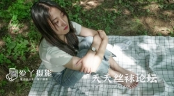 【爱丫摄影】漂亮女生秀白袜裸足（完整版）（37min＋195p）