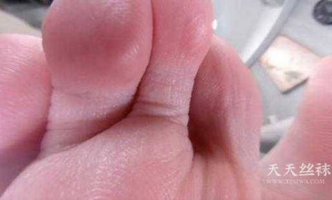 GTS新春VR你醒啦变成Salome脚趾缝间的微生物小人