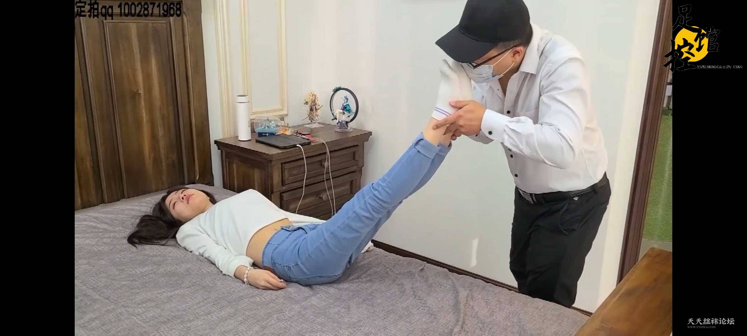 【一往情深】玩脚大师之被带走的美女小鹿