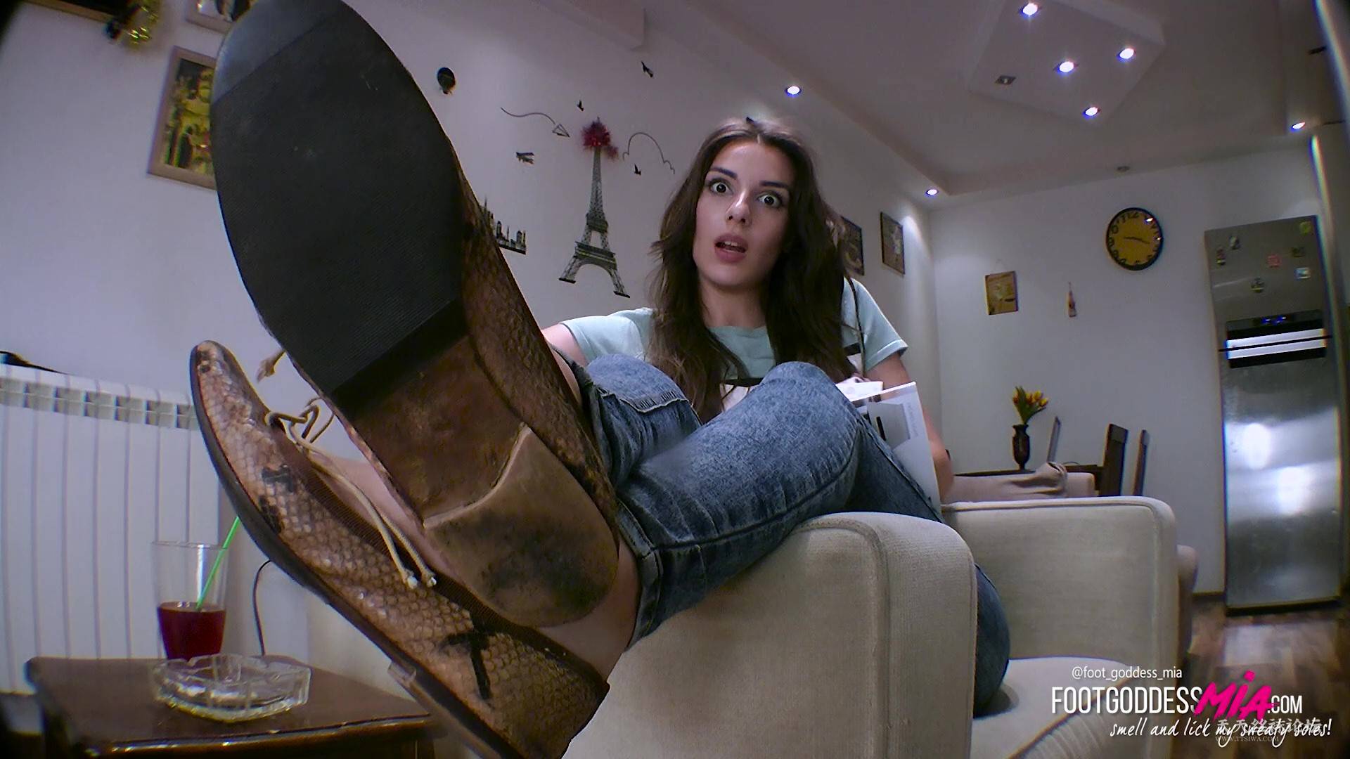 Goddess Mia - Imagine being my slut for a day – FULL - frame at 0m25s.jpg