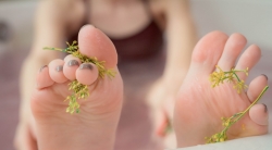 【Limerence】美足女神Michii陪你一起過夏天（50P+7min 影片）