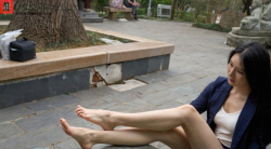 【裸足】极品身材艺考资深舞蹈老师九九西装高跟公园大秀她的40码美足(下)【126P】