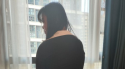 【线下约拍】微胖大三女生小茜裸足脚底肉丝多方位展示56p7v