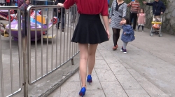 （自由职业妍妍裸足高跟）模拍系列之四十：裸足高跟玩鞋